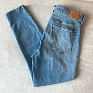 Lucky Brand Light Wash Skinny Ankle Jeans